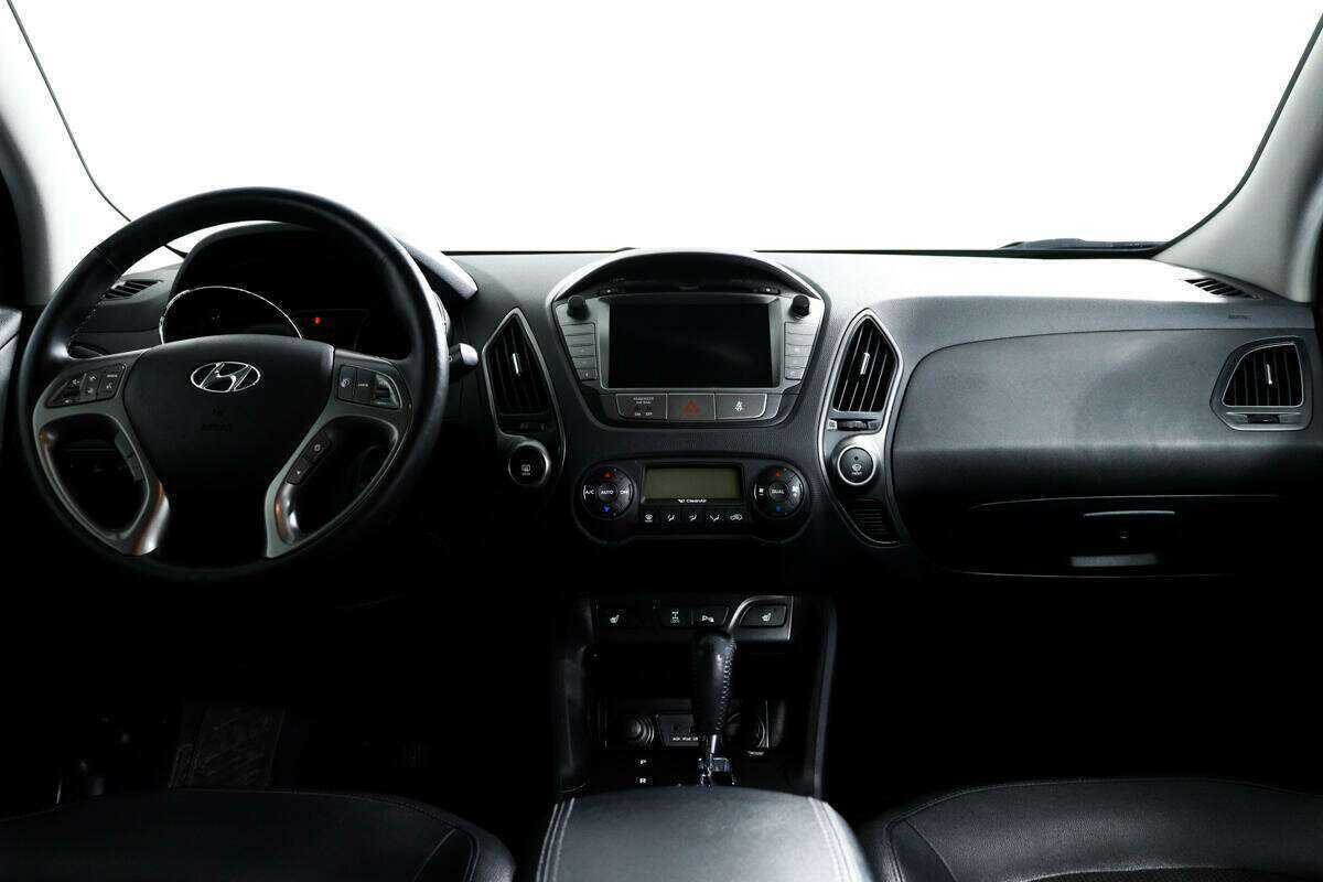 Купить Hyundai ix35 с пробегом. Фото: #10