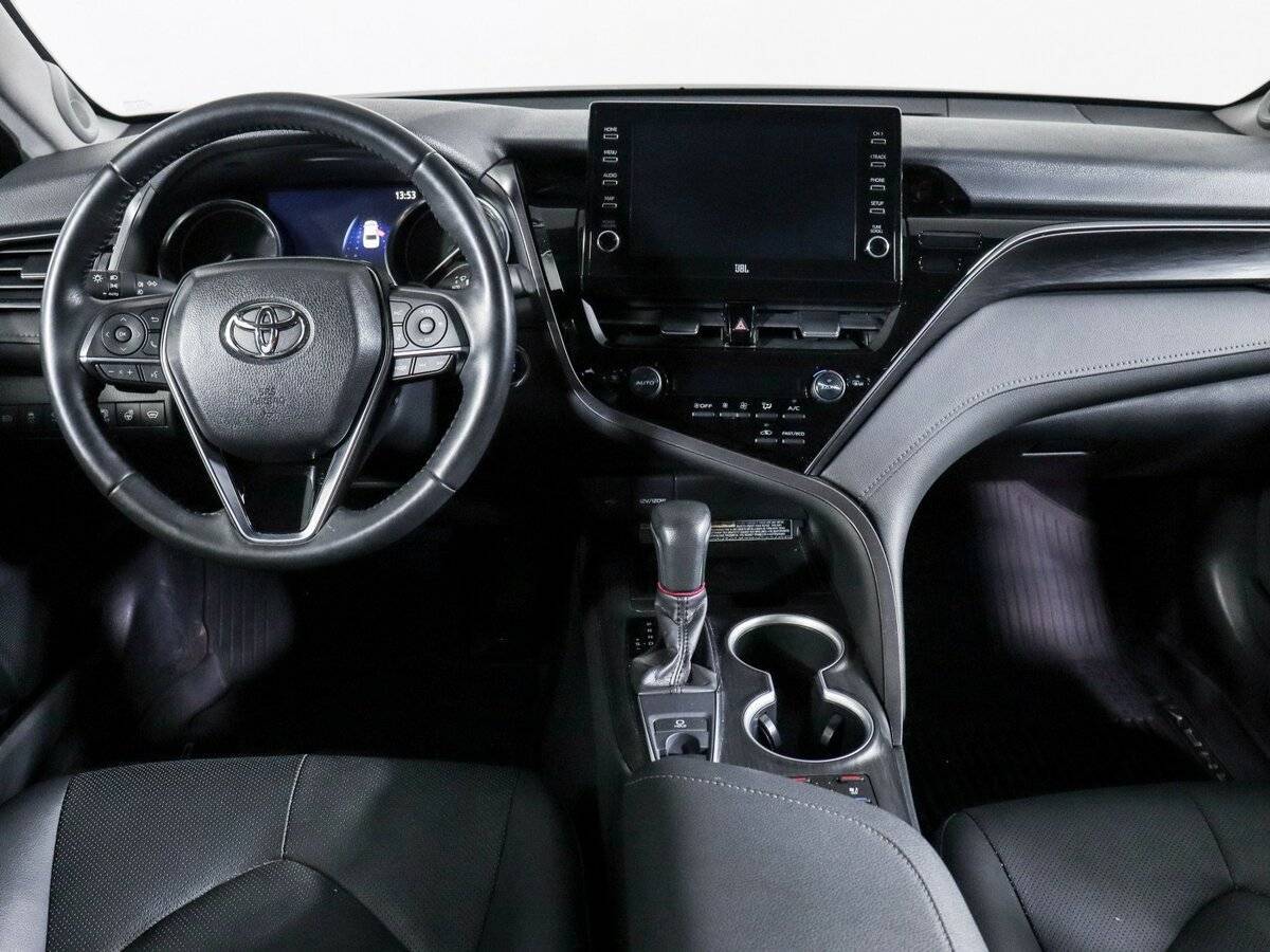 Купить Toyota Camry с пробегом. Фото: #8