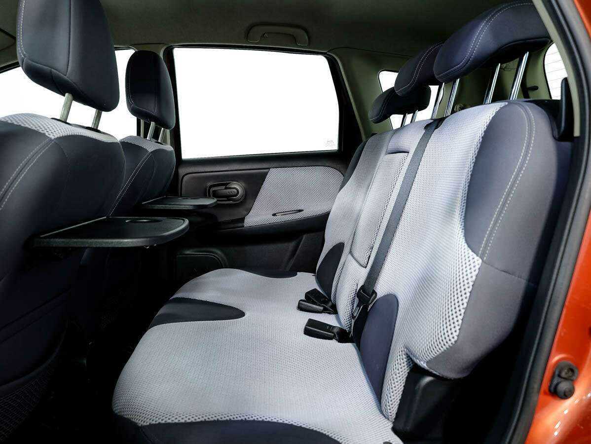 Купить Nissan Note с пробегом. Фото: #12