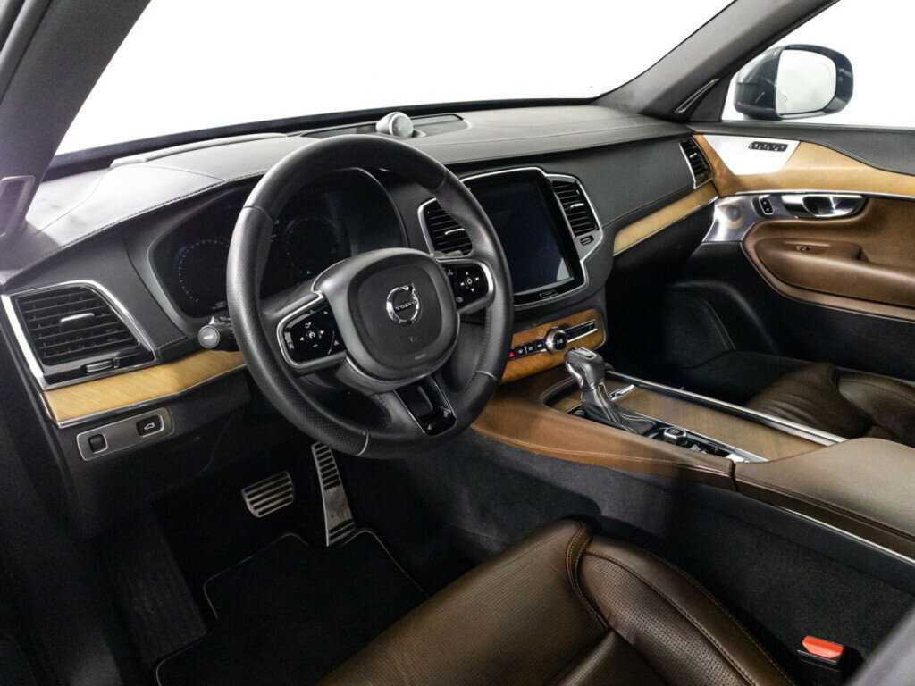 Купить Volvo XC90 с пробегом. Фото: #8