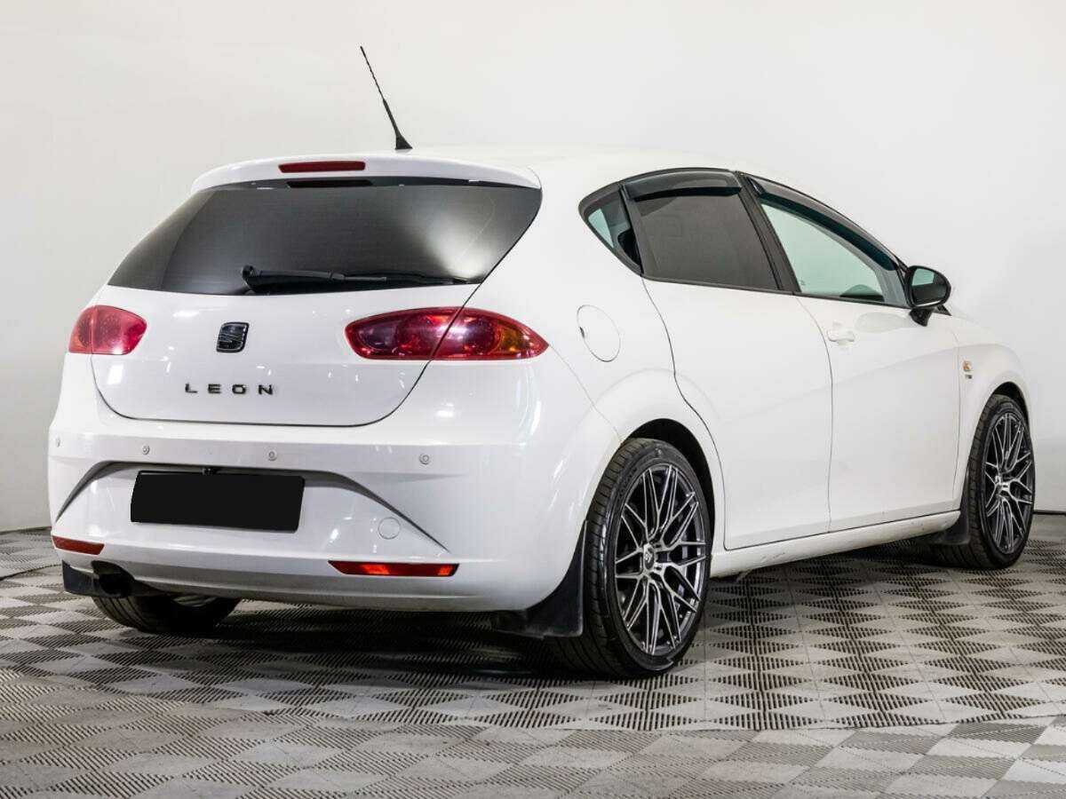 Купить SEAT Leon с пробегом. Фото: #4