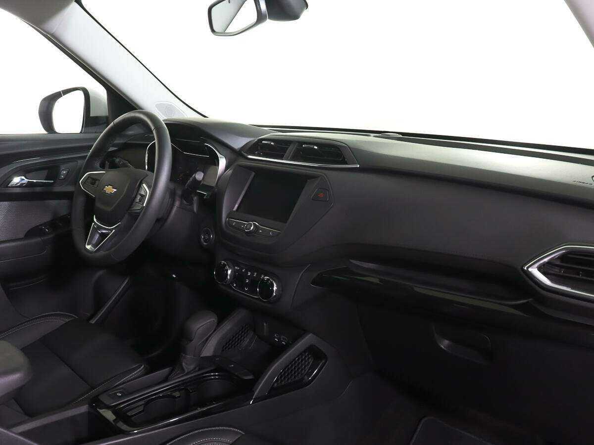 Купить Chevrolet TrailBlazer с пробегом. Фото: #8