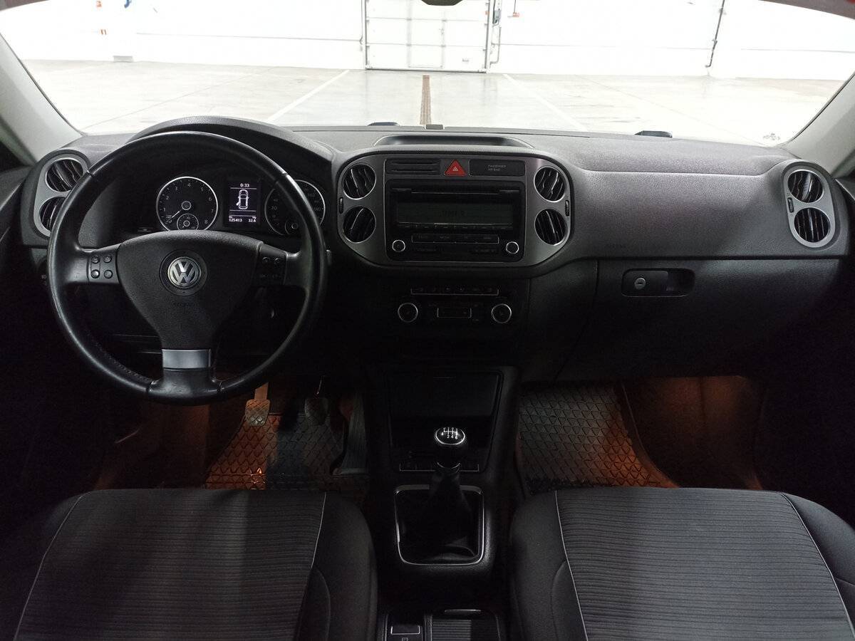 Купить Volkswagen Tiguan с пробегом. Фото: #13
