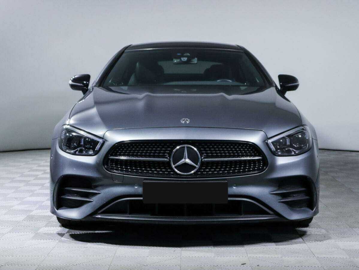 Купить Mercedes-Benz E-Класс с пробегом. Фото: #1