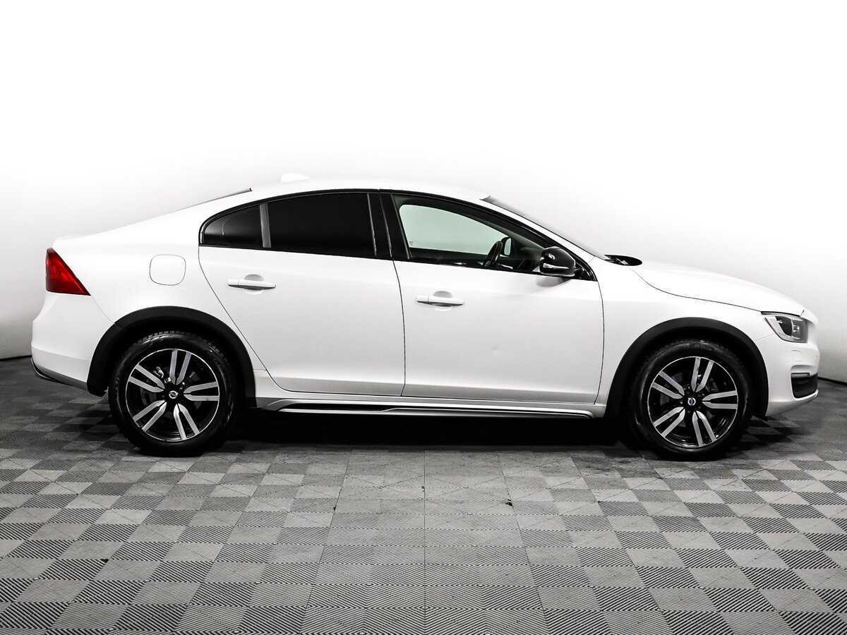 Купить Volvo S60 Cross Country с пробегом. Фото: #3