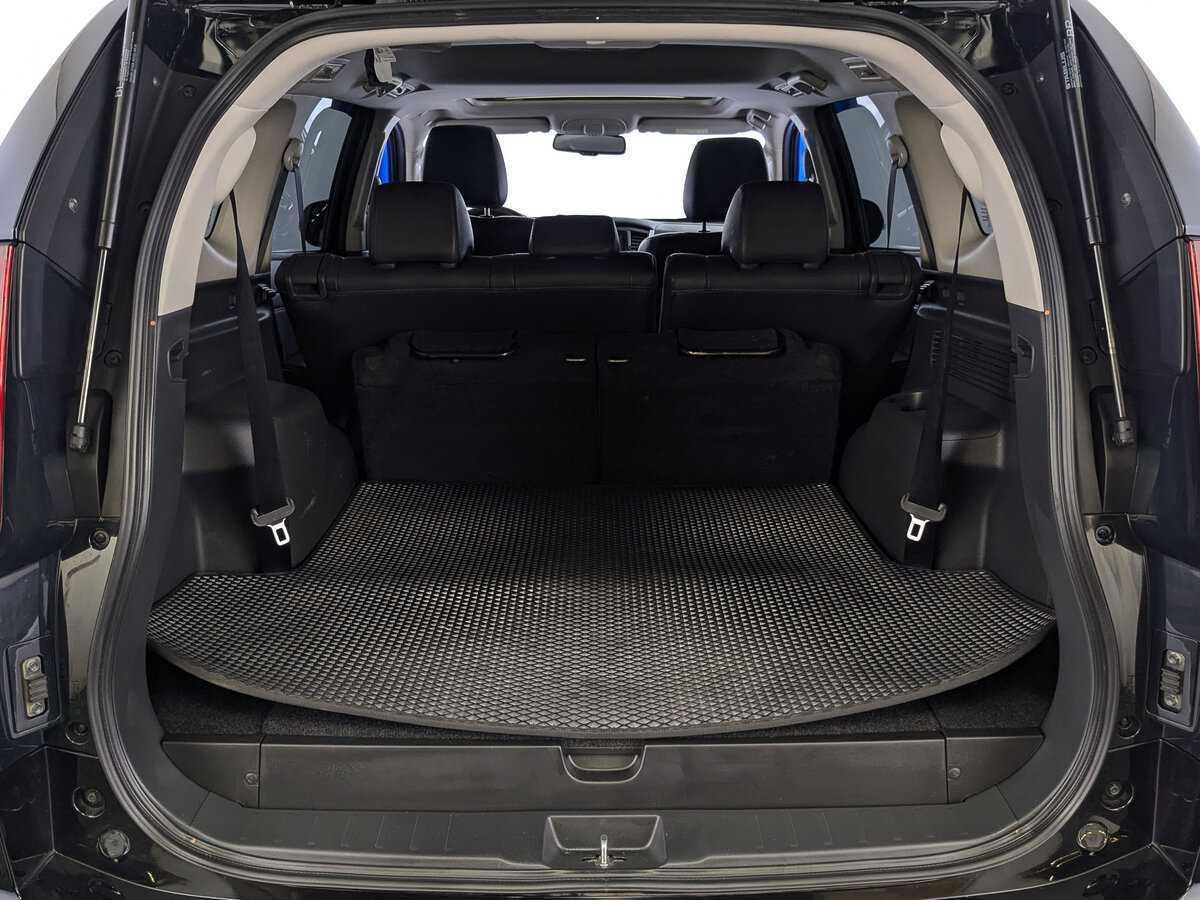 Купить Mitsubishi Montero Sport с пробегом. Фото: #9