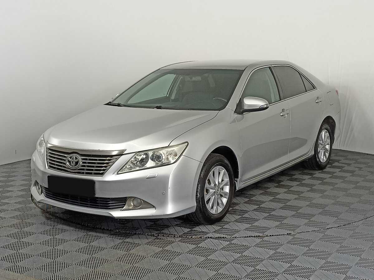 Купить Toyota Camry с пробегом. Посмотреть фото