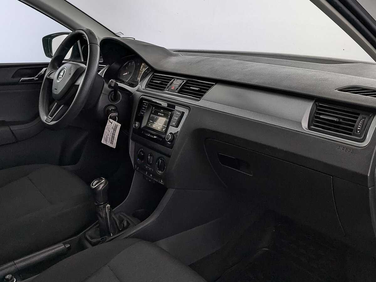 Купить Skoda Rapid с пробегом. Фото: #12