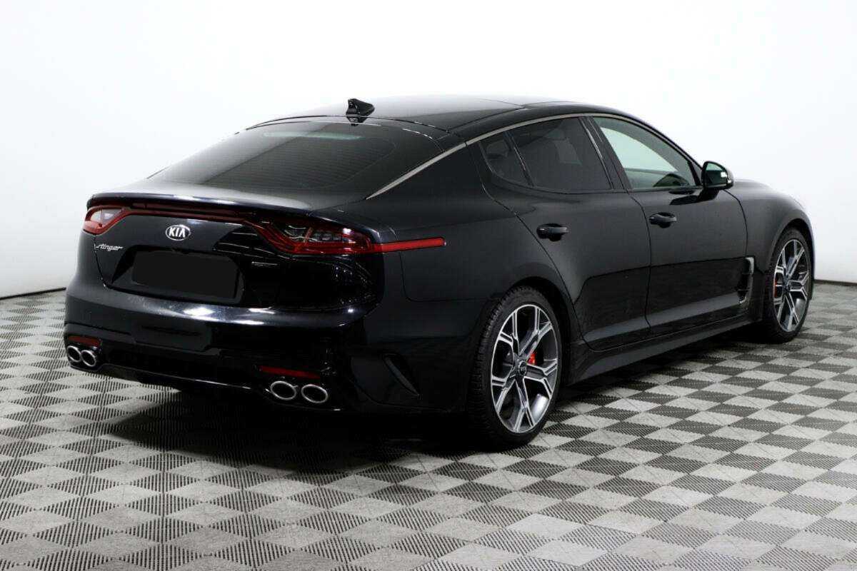 Купить Kia Stinger с пробегом. Фото: #4