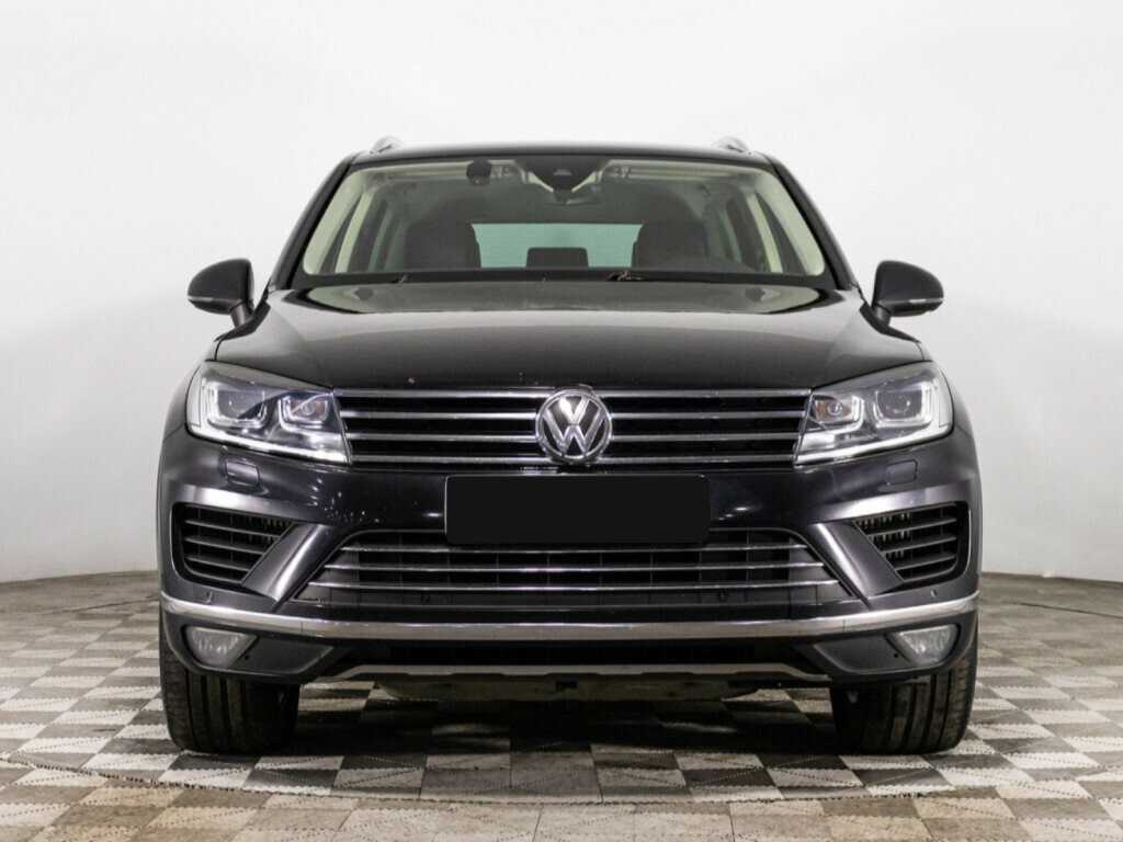 Купить Volkswagen Touareg с пробегом. Фото: #1