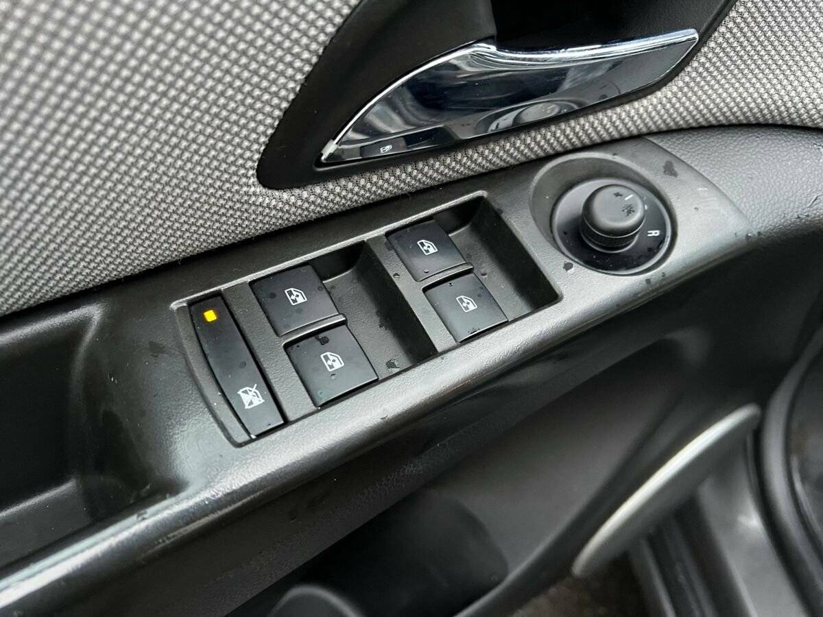 Купить Chevrolet Cruze с пробегом. Фото: #14