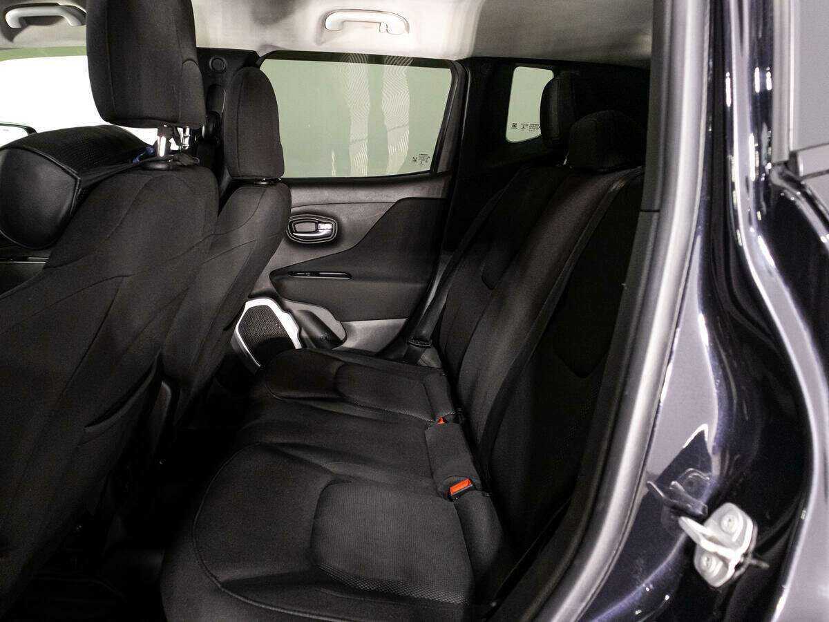 Купить Jeep Renegade с пробегом. Фото: #9