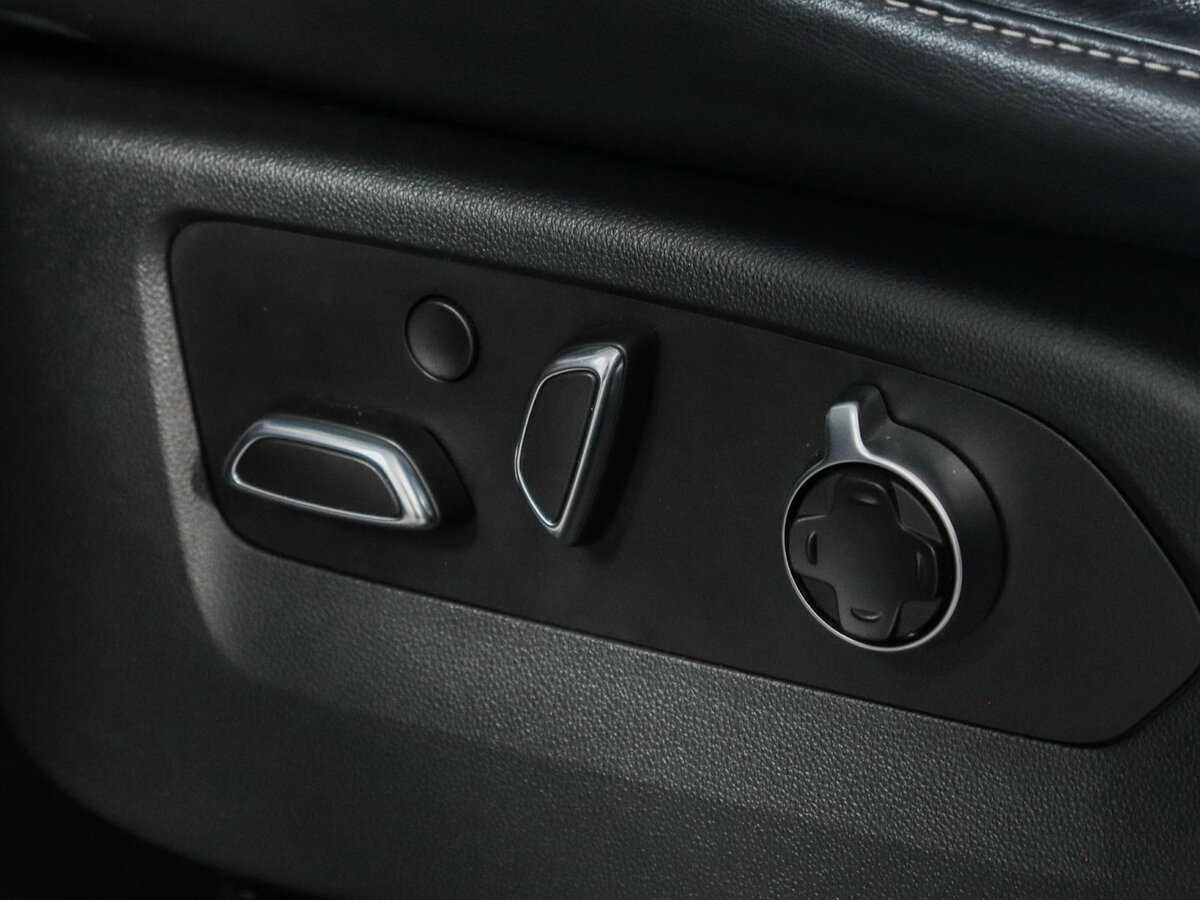 Купить Cadillac Escalade с пробегом. Фото: #23