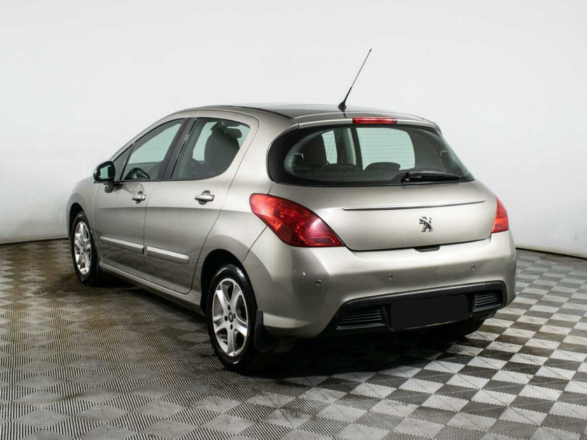 Купить Peugeot 308 с пробегом. Фото: #5