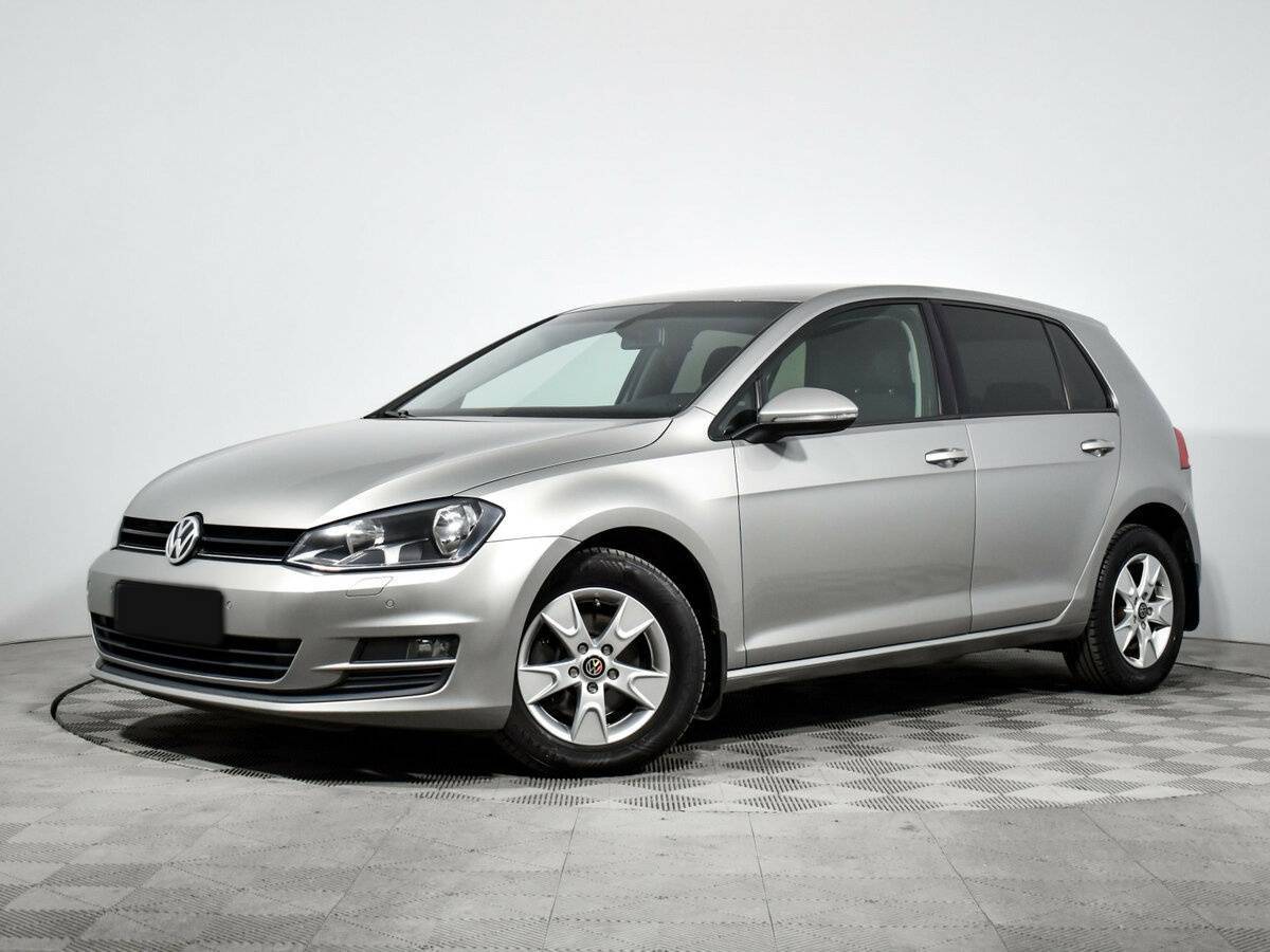 Купить Volkswagen Golf с пробегом. Посмотреть фото