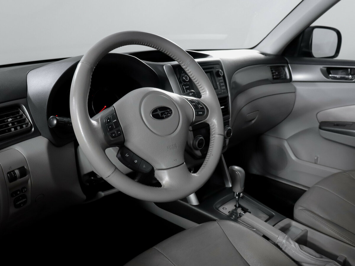 Купить Subaru Forester с пробегом. Фото: #10