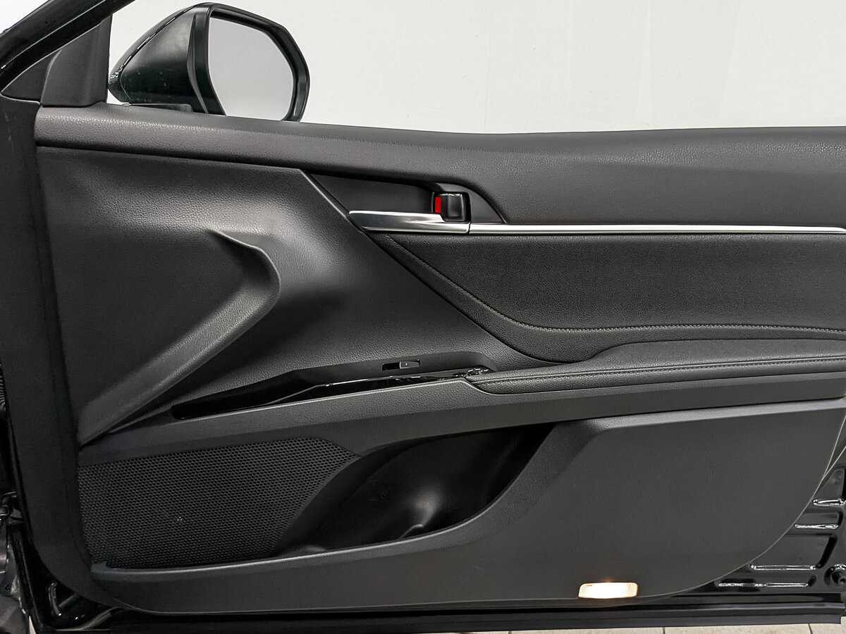 Купить Toyota Camry с пробегом. Фото: #24