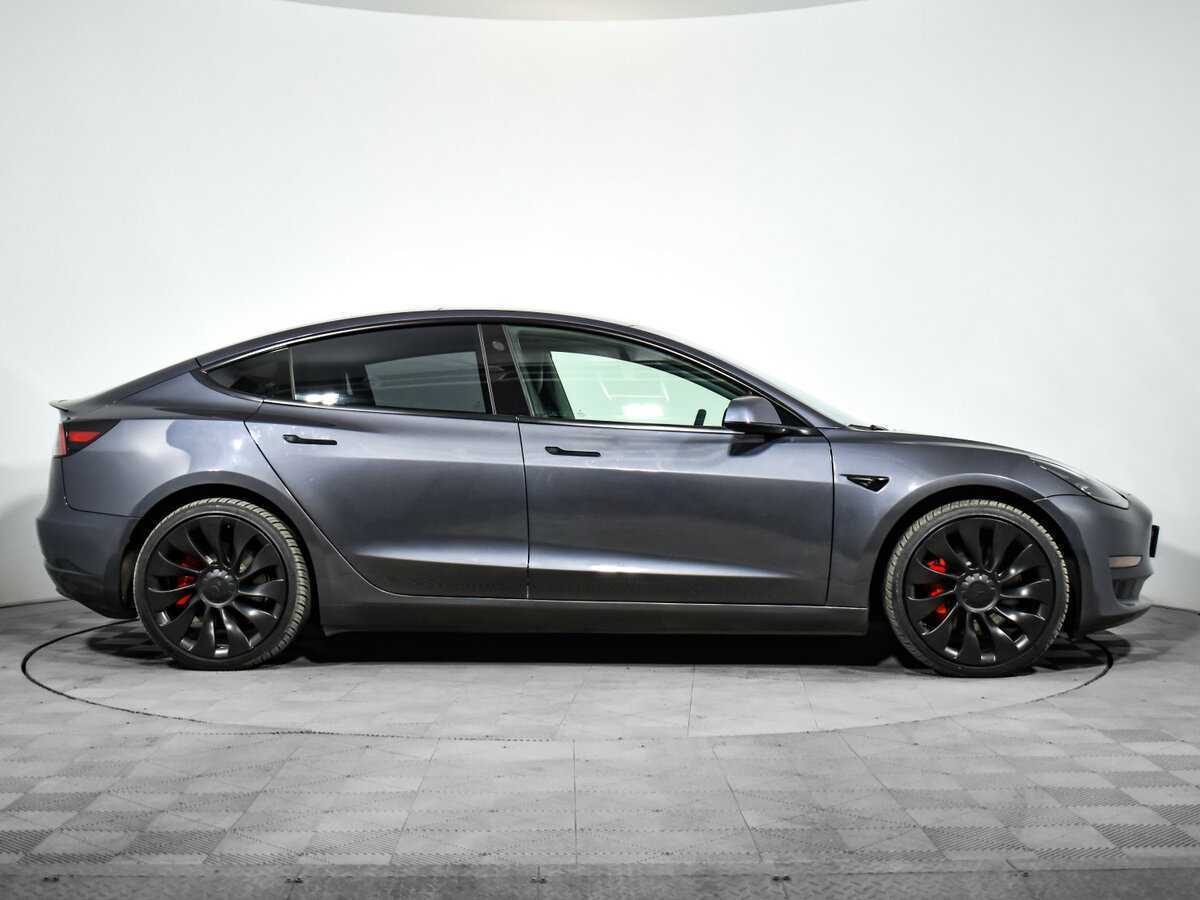 Купить Tesla Model 3 с пробегом. Фото: #3