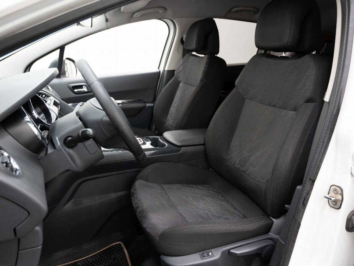 Купить Peugeot 3008 с пробегом. Фото: #7