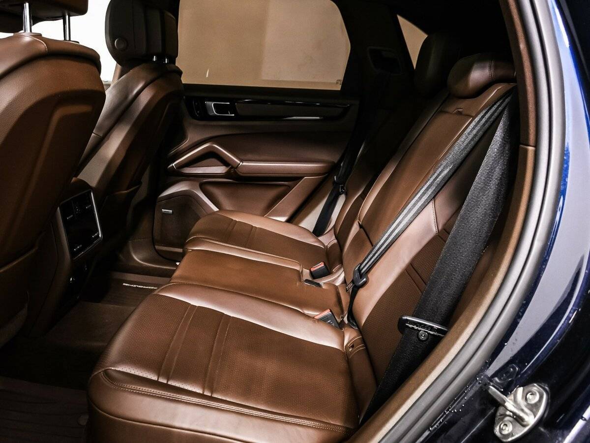 Купить Porsche Cayenne с пробегом. Фото: #12