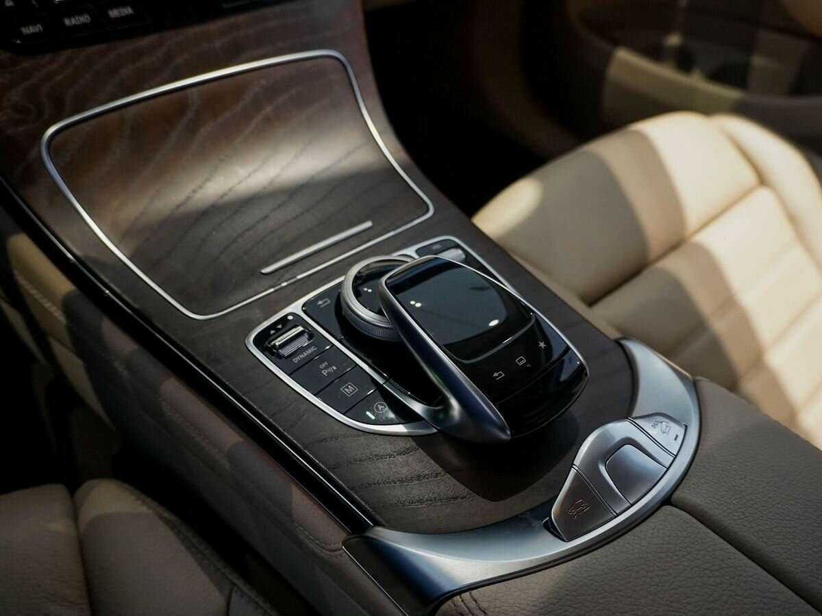 Купить Mercedes-Benz GLC с пробегом. Фото: #19