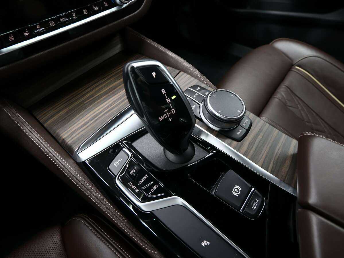 Купить BMW 5 серии с пробегом. Фото: #21