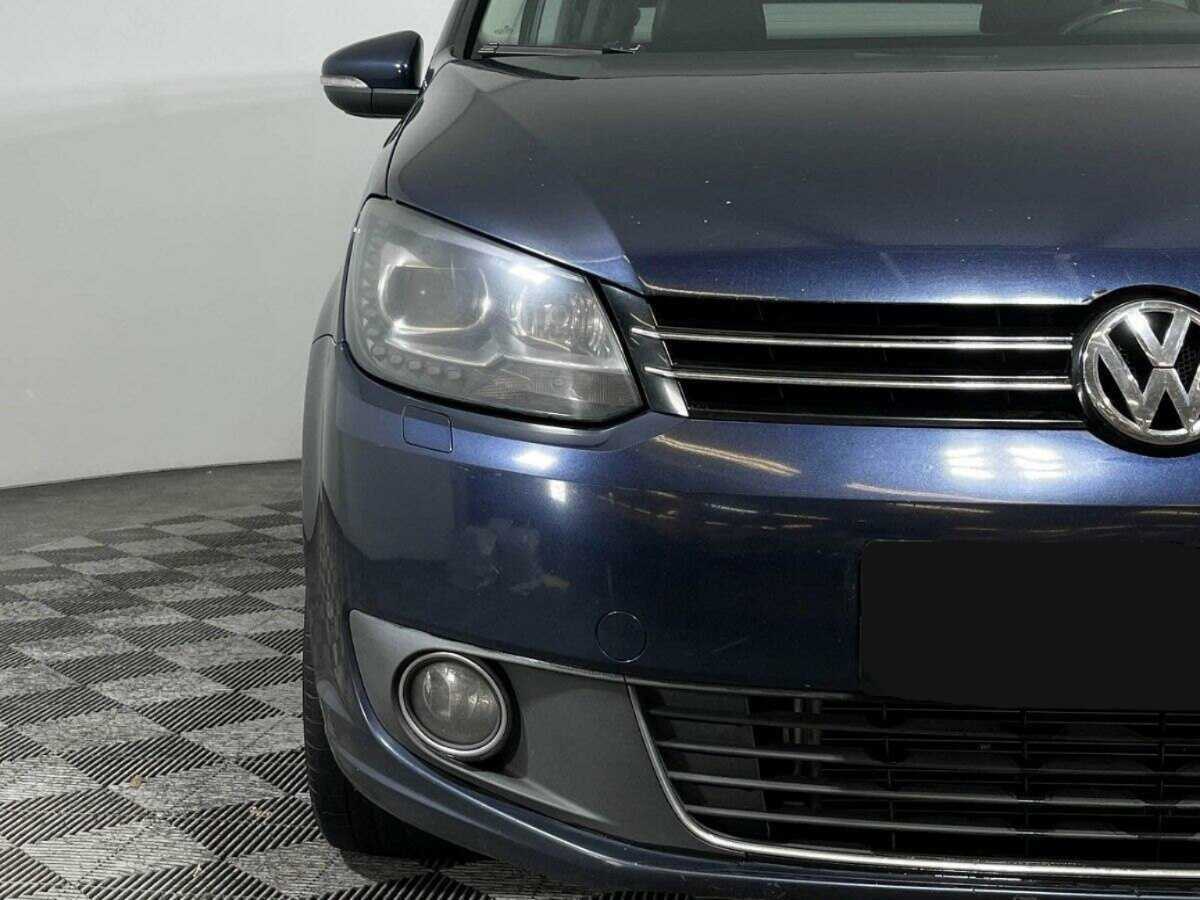 Купить Volkswagen Touran с пробегом. Фото: #15