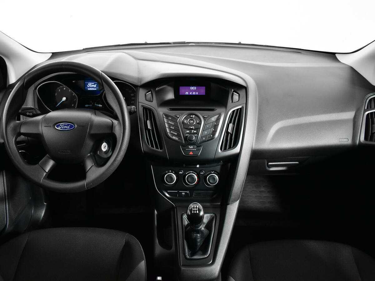 Купить Ford Focus с пробегом. Фото: #9
