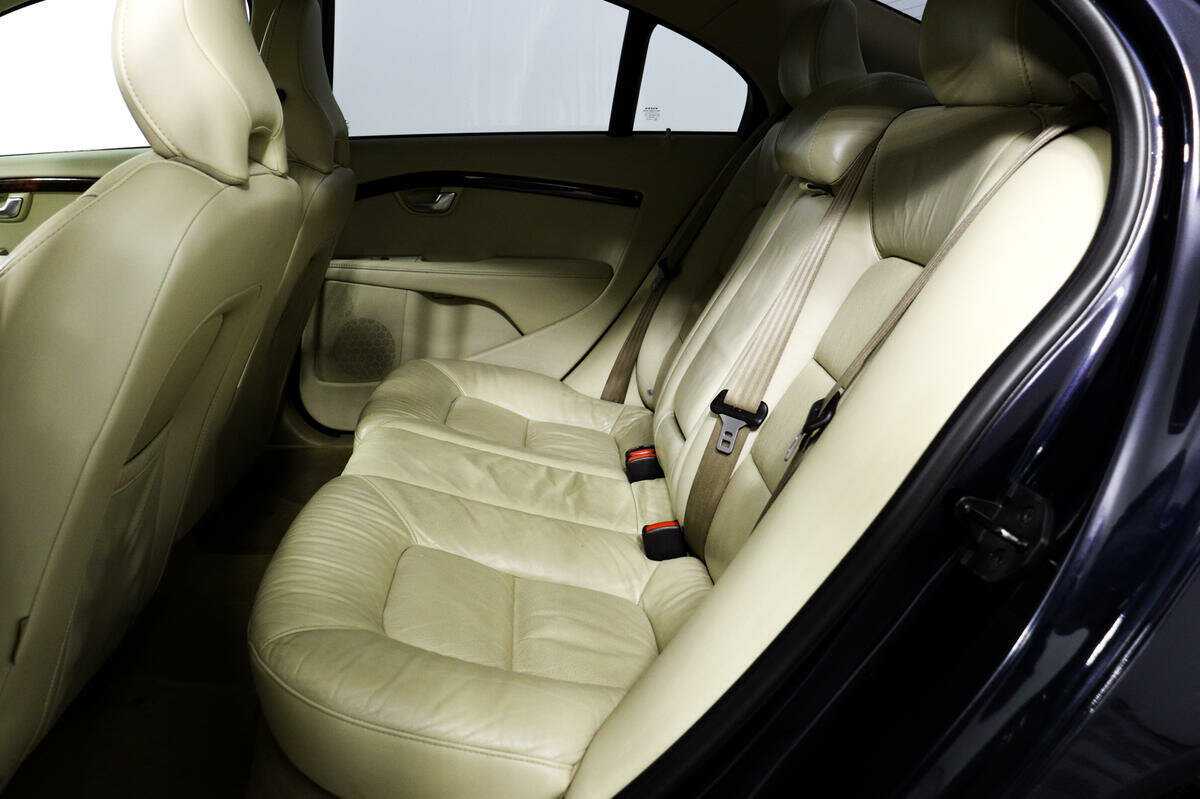 Купить Volvo S80 с пробегом. Фото: #11