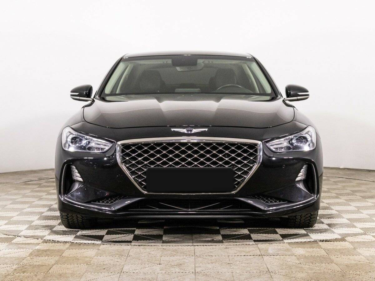 Купить Genesis G70 с пробегом. Фото: #1