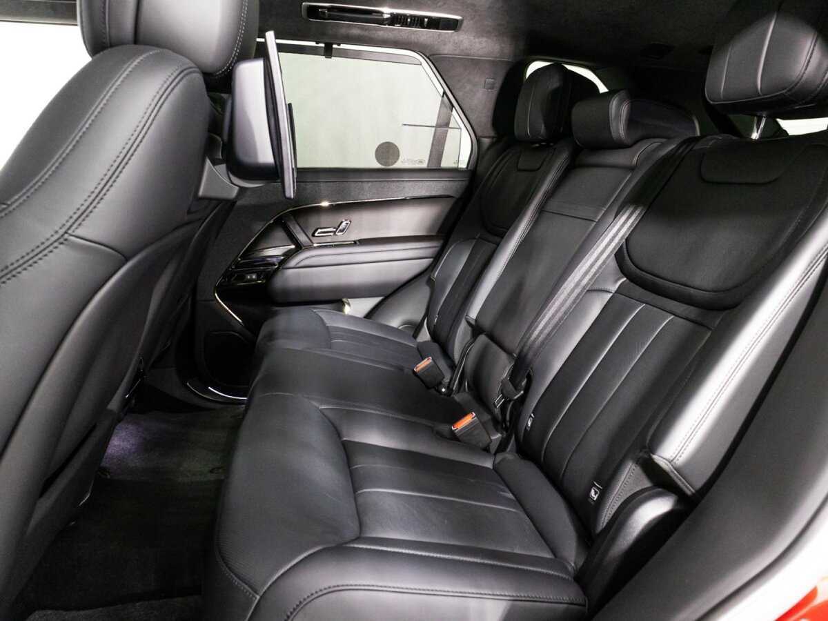 Купить Land Rover Range Rover Sport с пробегом. Фото: #9