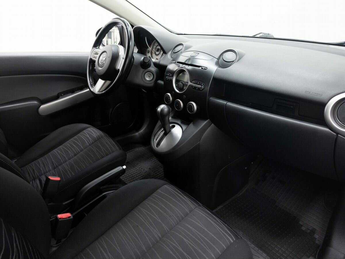 Купить Mazda 2 с пробегом. Фото: #12