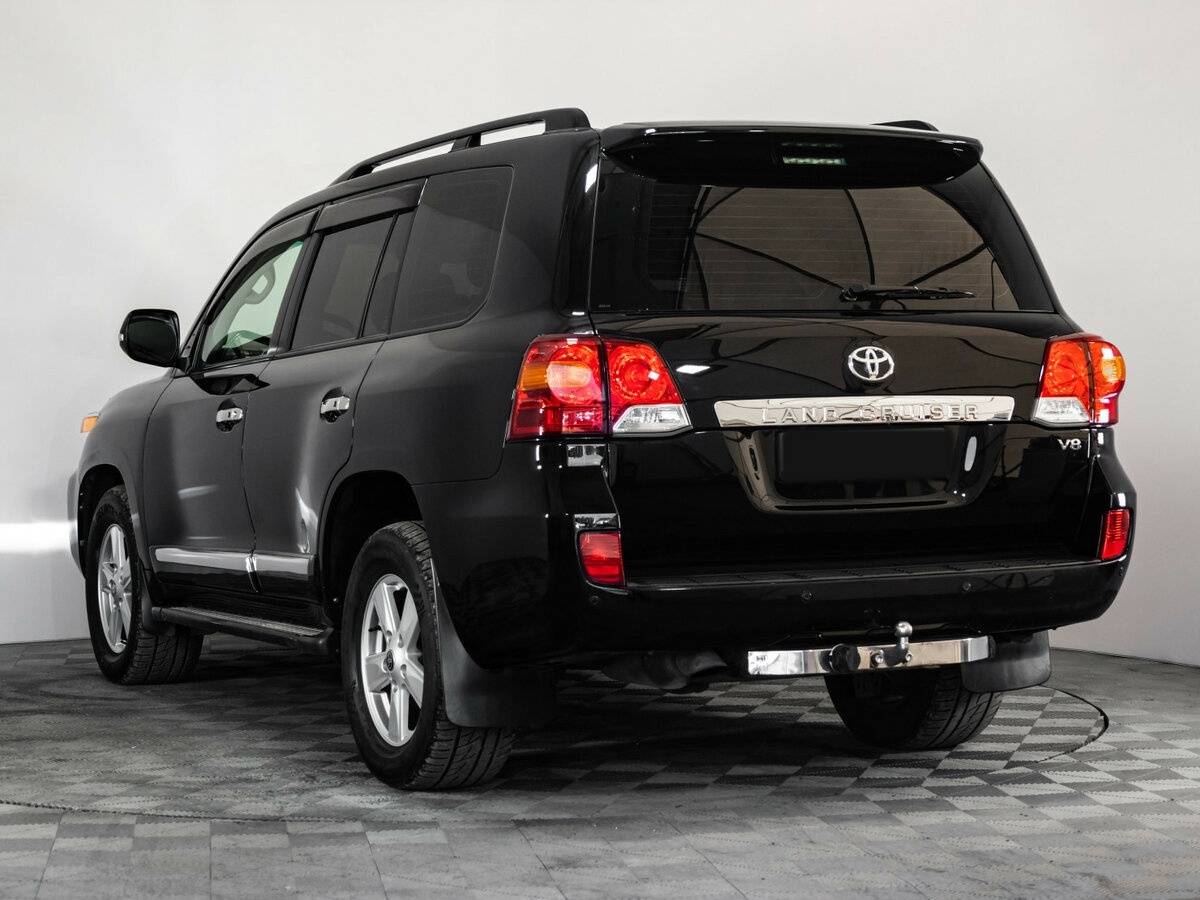 Купить Toyota Land Cruiser с пробегом. Фото: #5