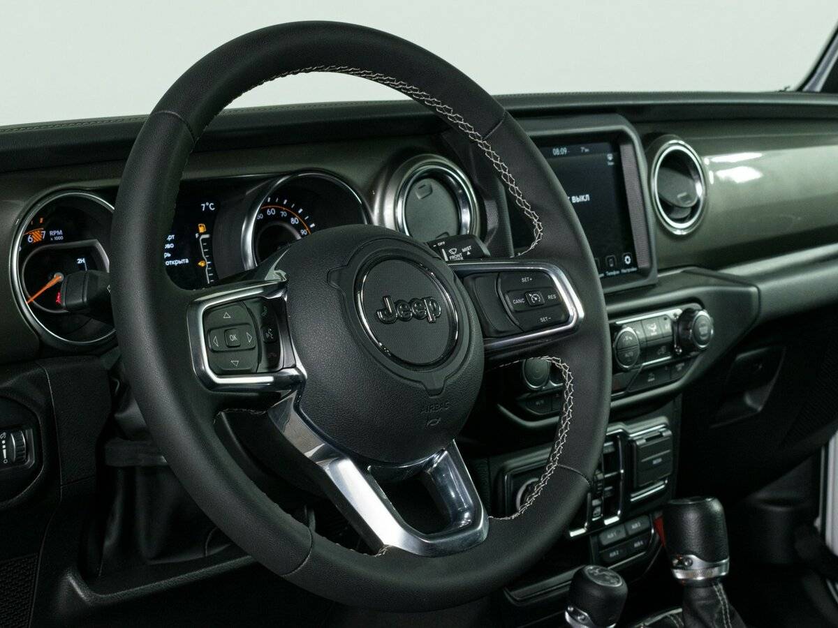 Купить Jeep Wrangler с пробегом. Фото: #13
