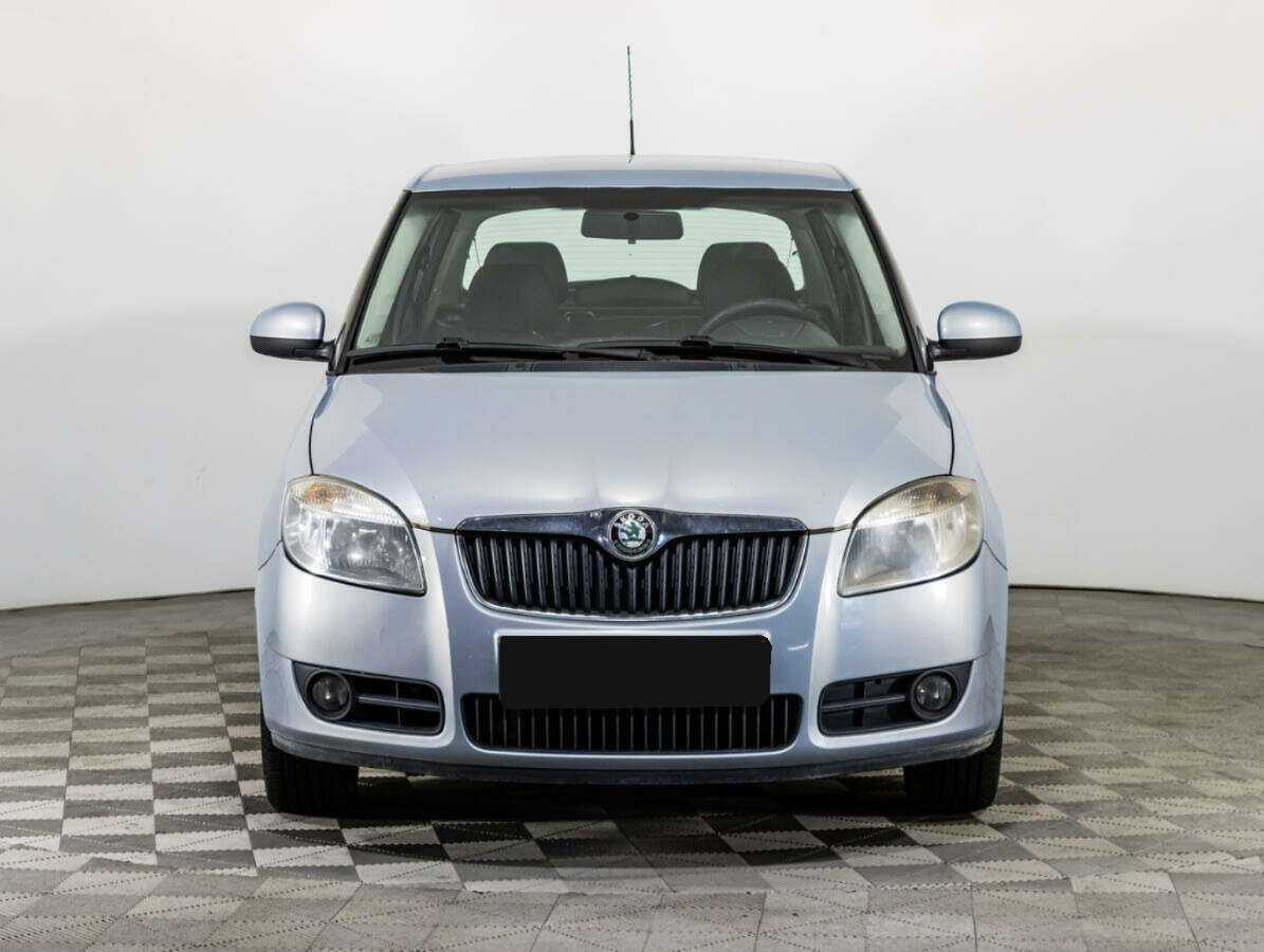 Купить Skoda Fabia с пробегом. Фото: #1