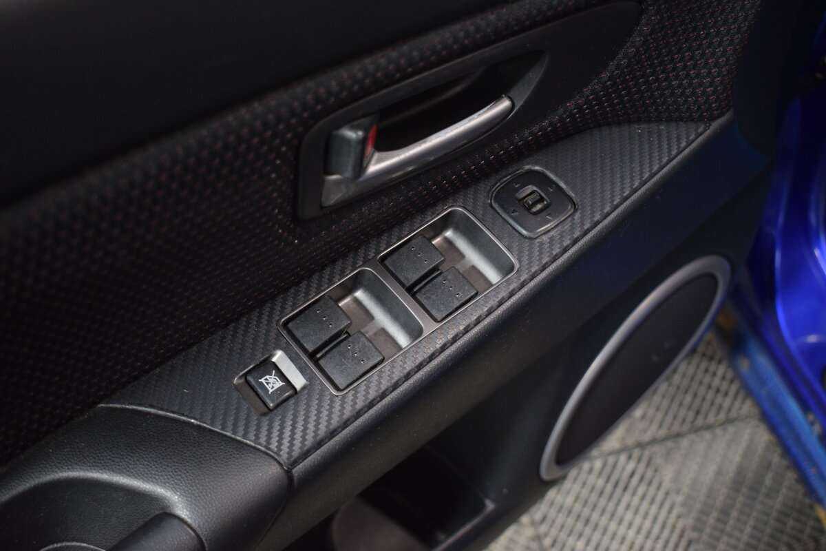 Купить Mazda 3 с пробегом. Фото: #13