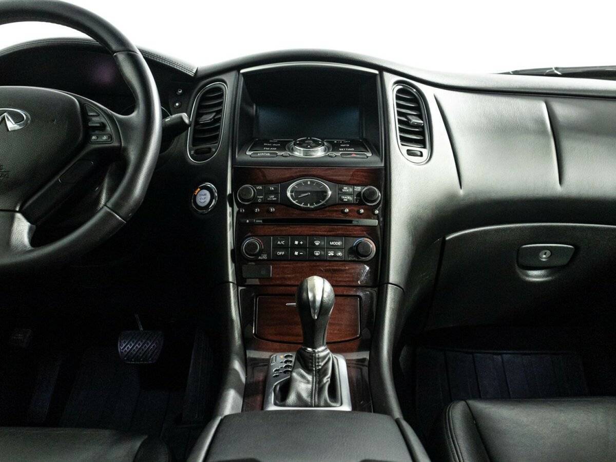 Купить Infiniti QX50 с пробегом. Фото: #13