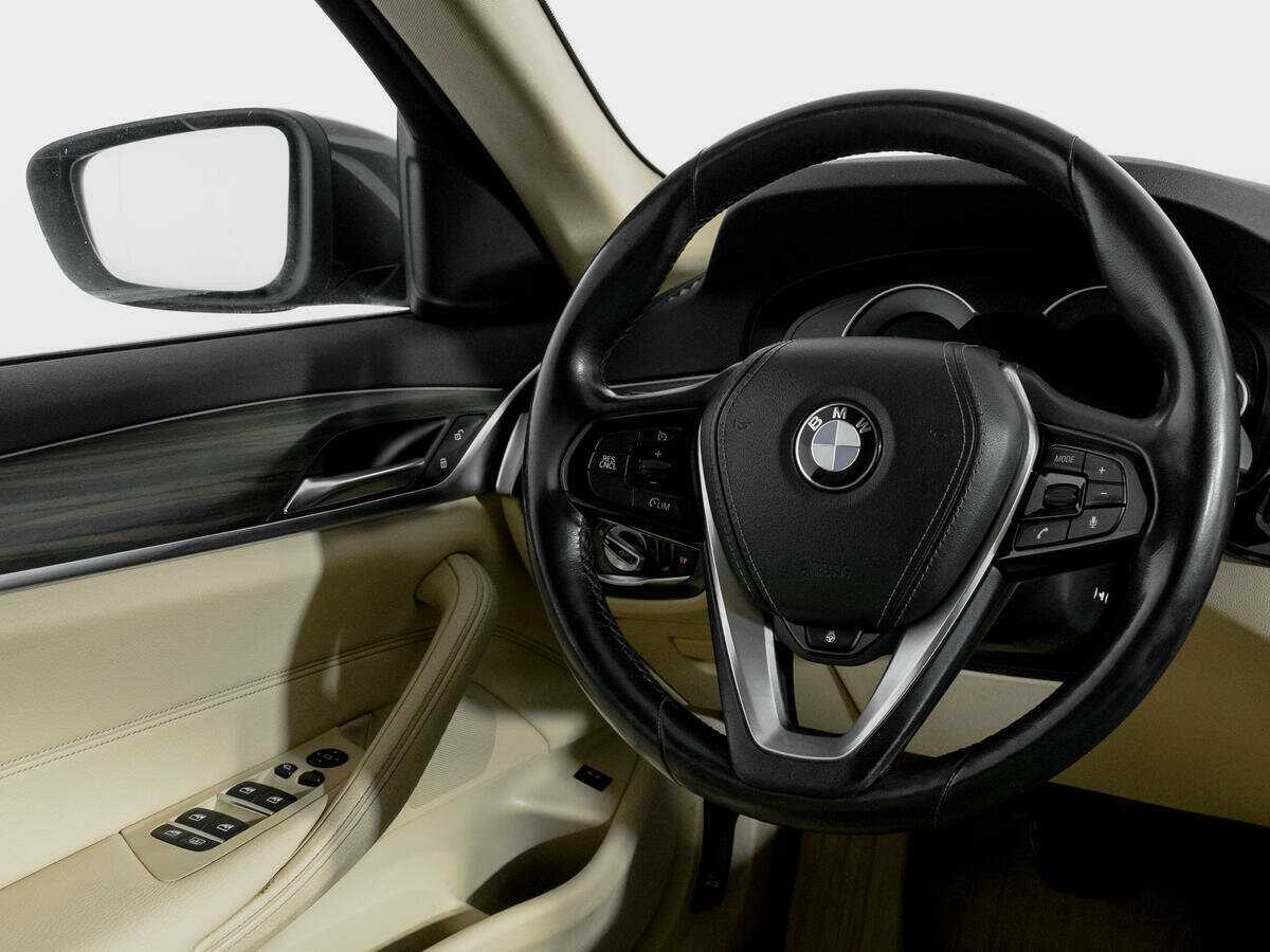 Купить BMW 5 серии с пробегом. Фото: #13