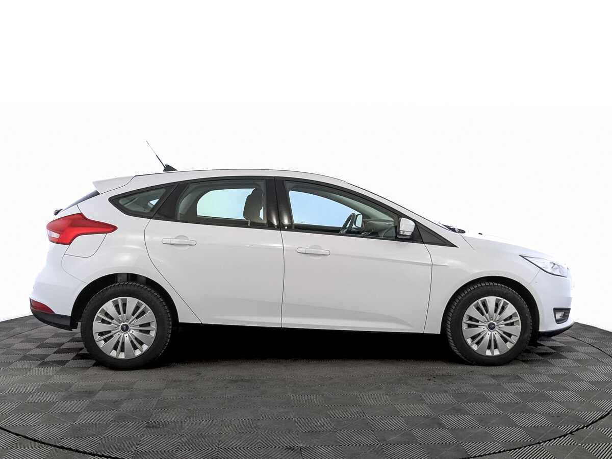 Купить Ford Focus с пробегом. Фото: #3
