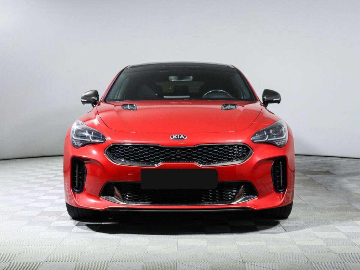 Купить Kia Stinger с пробегом. Фото: #1