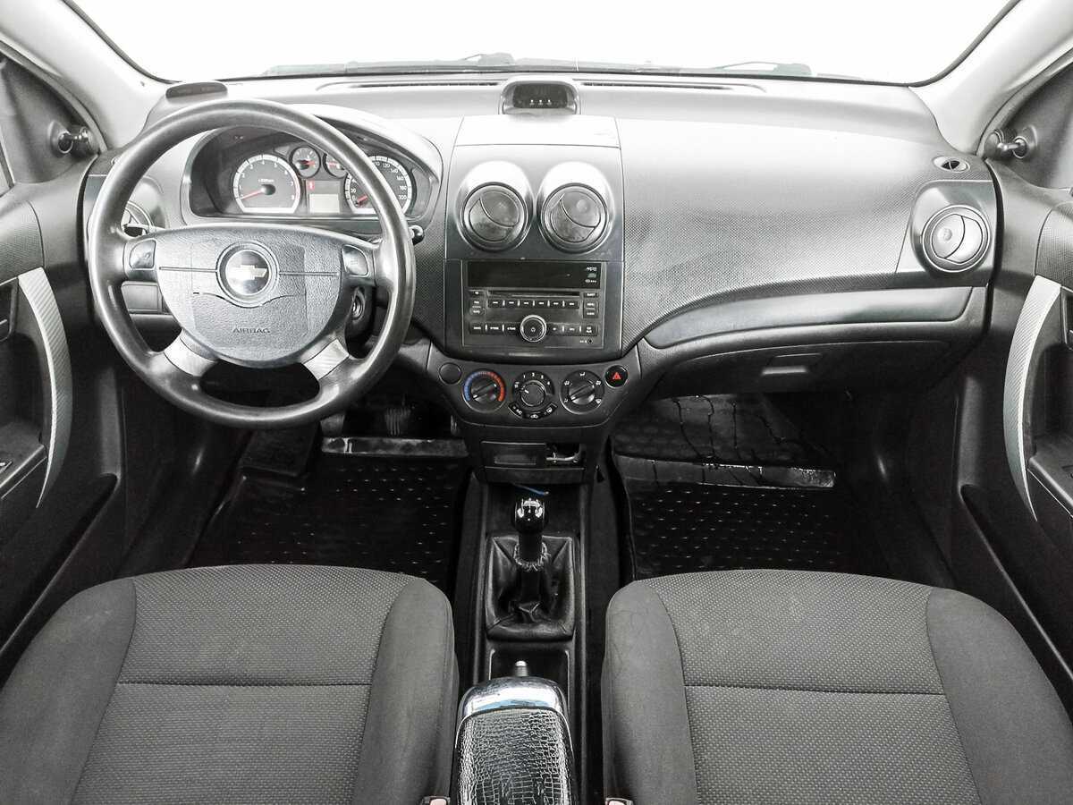 Купить Chevrolet Aveo с пробегом. Фото: #11