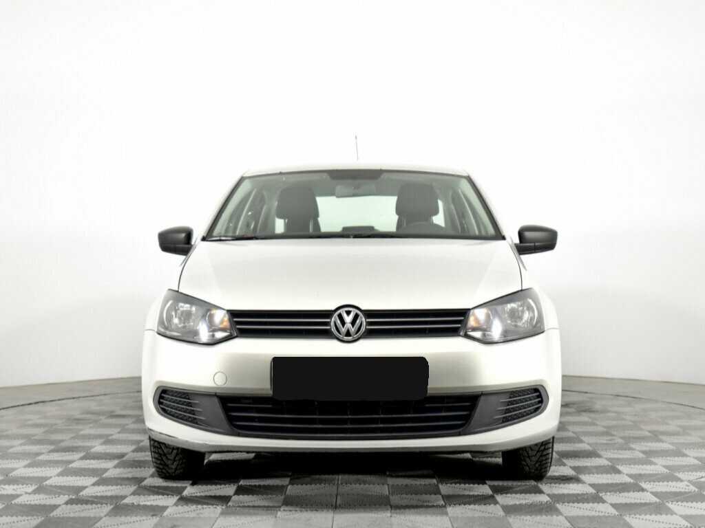 Купить Volkswagen Polo с пробегом. Фото: #1