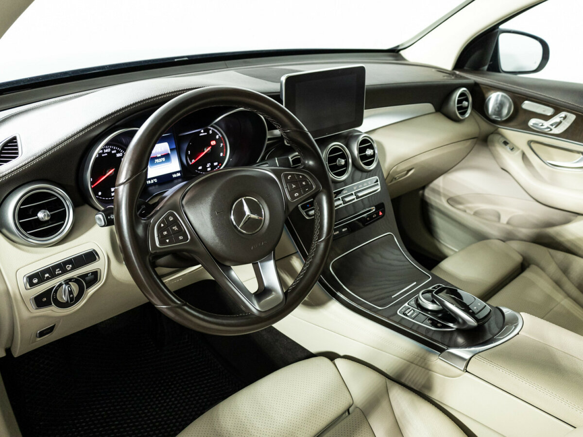 Купить Mercedes-Benz GLC Coupe с пробегом. Фото: #10