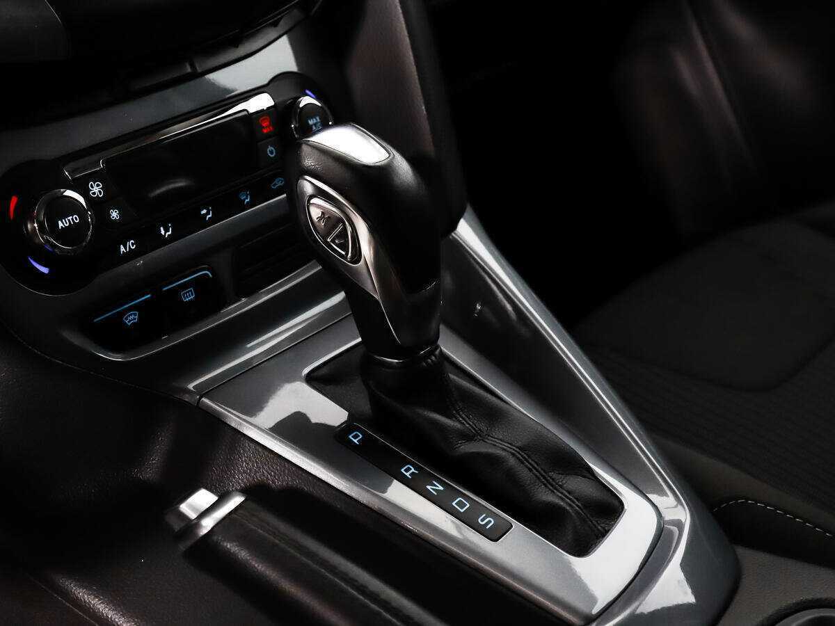 Купить Ford Focus с пробегом. Фото: #8