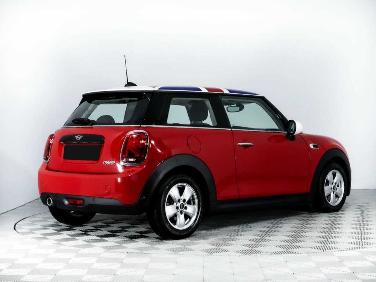 Купить Mini Hatch с пробегом. Фото: #4