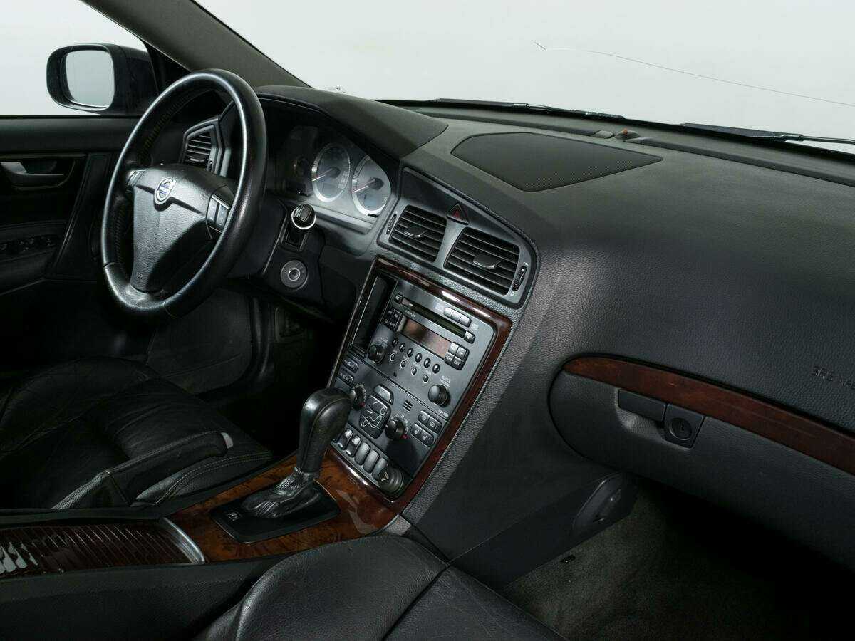 Купить Volvo S60 с пробегом. Фото: #6