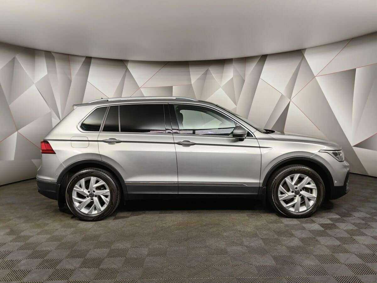 Купить Volkswagen Tiguan с пробегом. Фото: #5