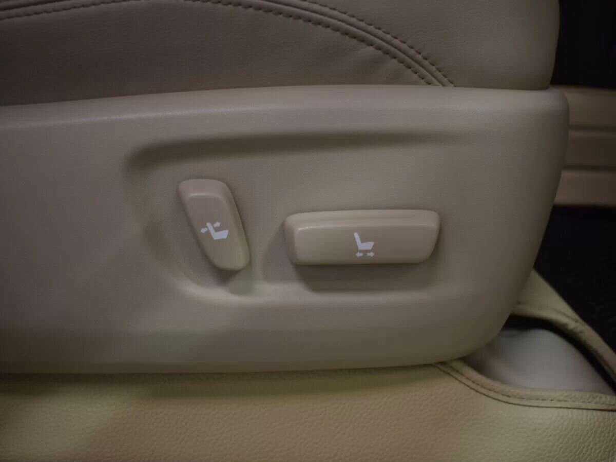 Купить Toyota Land Cruiser Prado с пробегом. Фото: #25