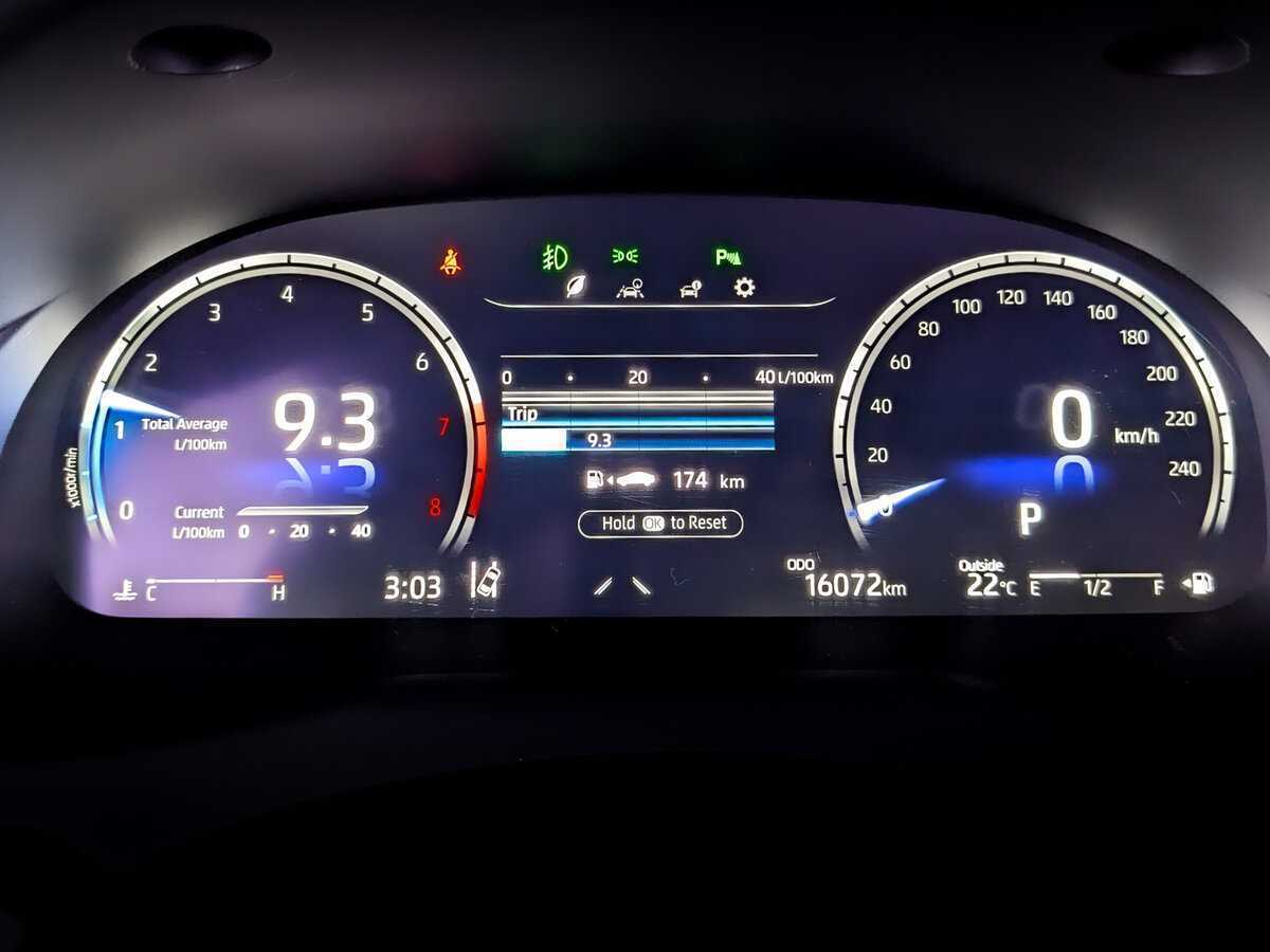 Купить Toyota Camry с пробегом. Фото: #10