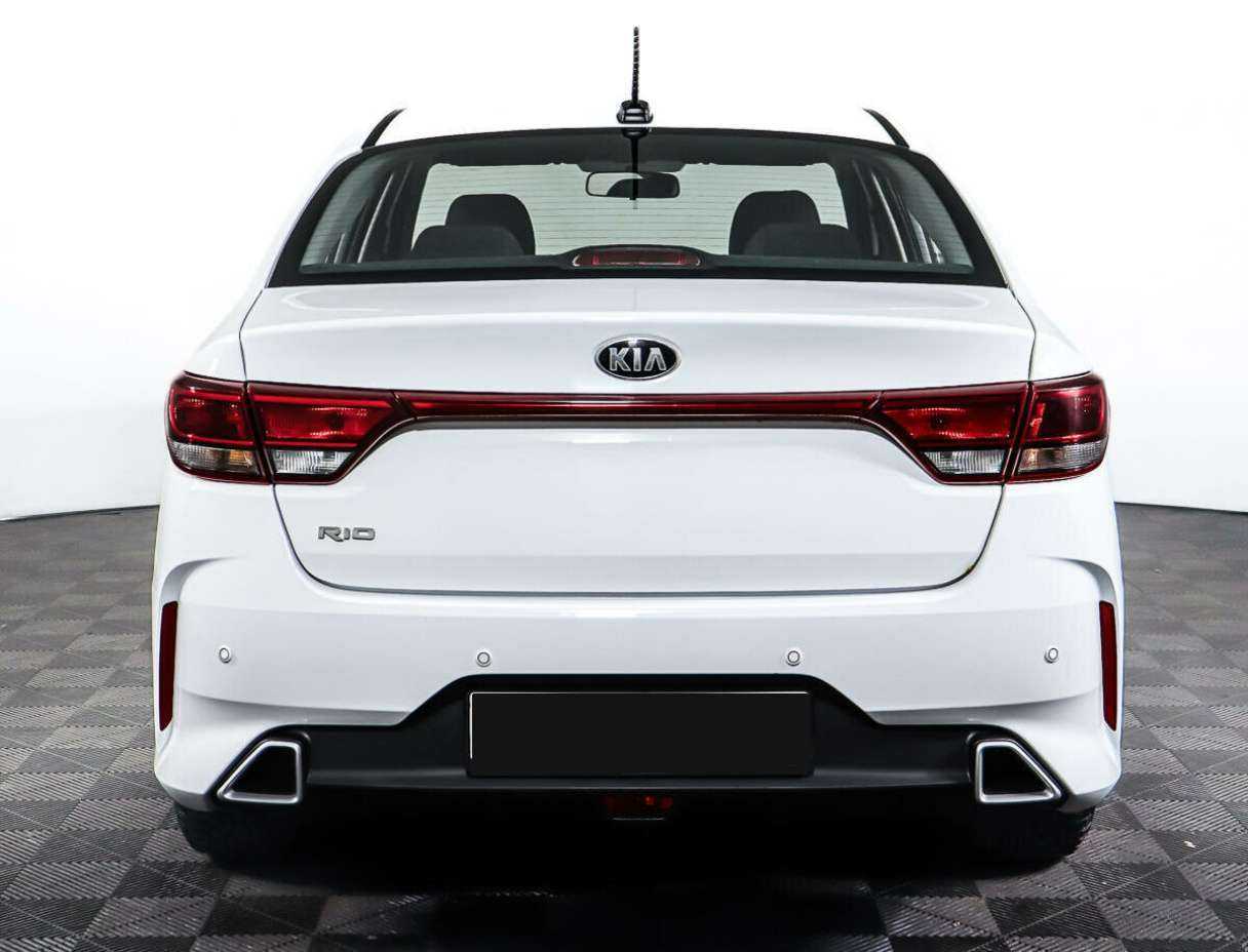 Купить Kia Rio с пробегом. Фото: #5